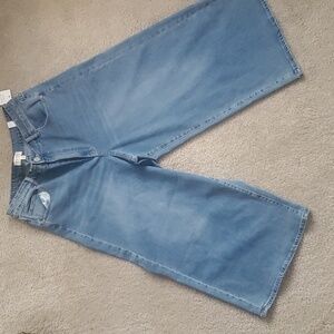 Crop wide leg jeans